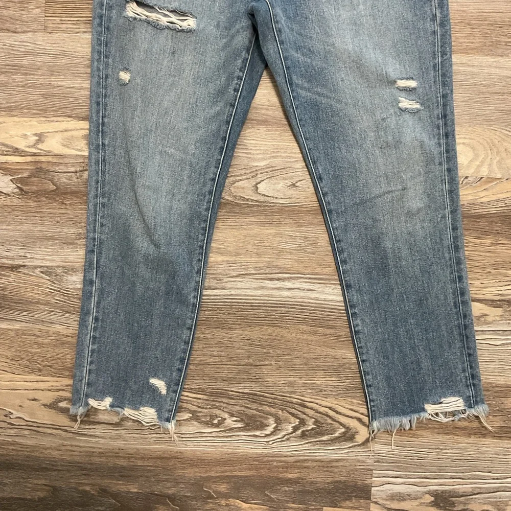 Vervet Rendition Emma Distressed Mom High Rise Light Ribse Cotton Ankle Jeans 28
